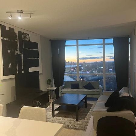 Cozy Fort York Condo 多伦多 外观 照片