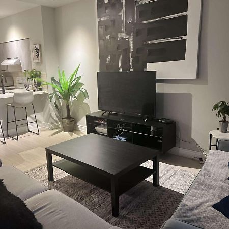 Cozy Fort York Condo 多伦多 外观 照片