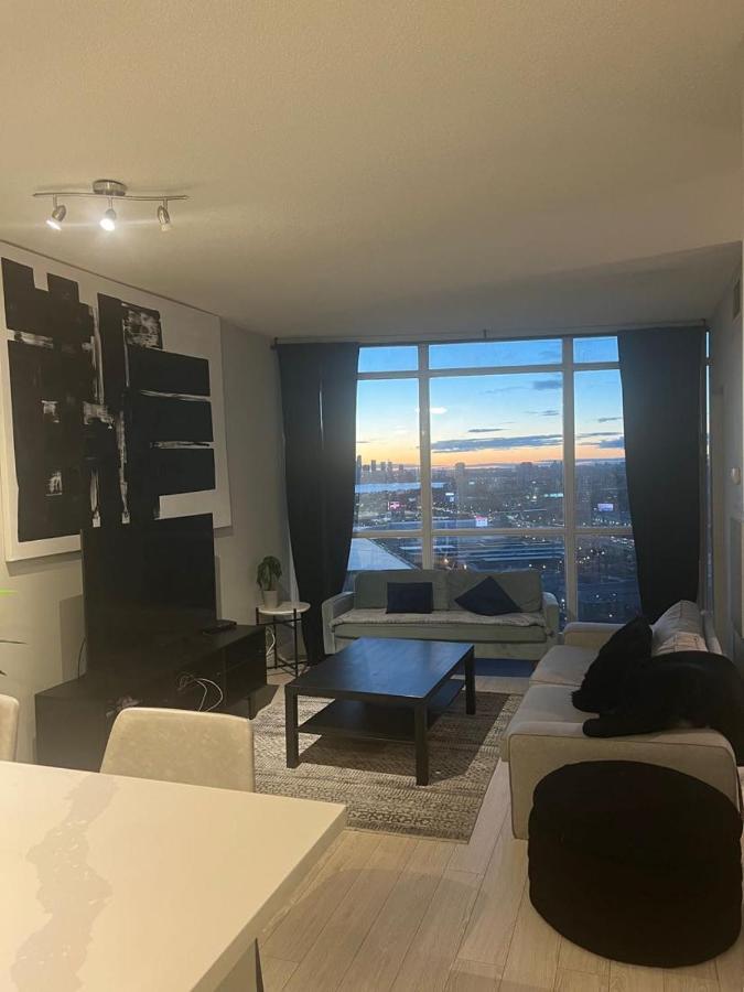 Cozy Fort York Condo 多伦多 外观 照片